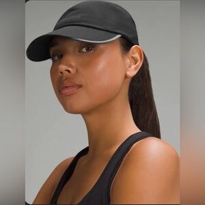 Lululemon Fast and Free Running Hat
WovenAir Wordmark. (Unisex)